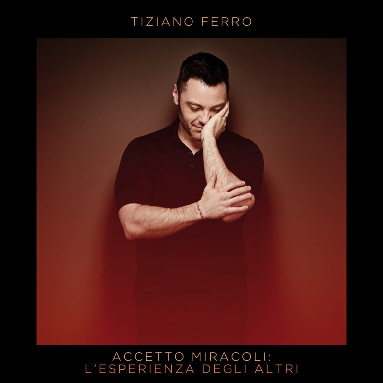 Tiziano Ferro in radio da venerdì con il nuovo brano “Casa a Natale”