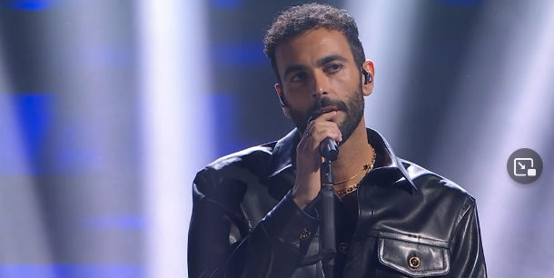 Sanremo: Marco Mengoni già in testa alla classifica, lanciato verso la vittoria finale già in partenza