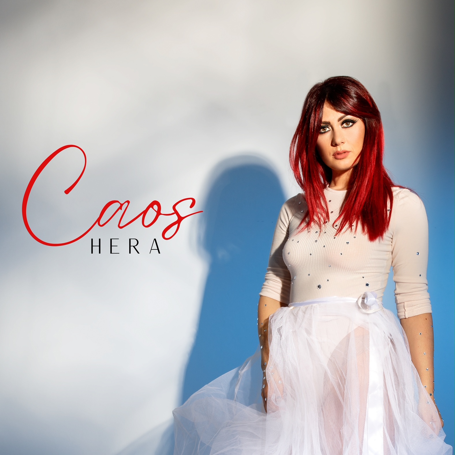 “Caos”, il nuovo singolo di Hera estratto dal suo nuovo EP “Heart”