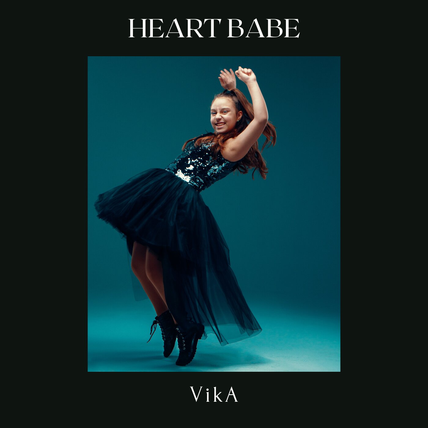 “Heart Babe” è il nuovo singolo di VikA