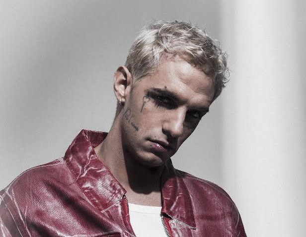 Achille Lauro, il Summer Fest fa tappa a Baia Domizia