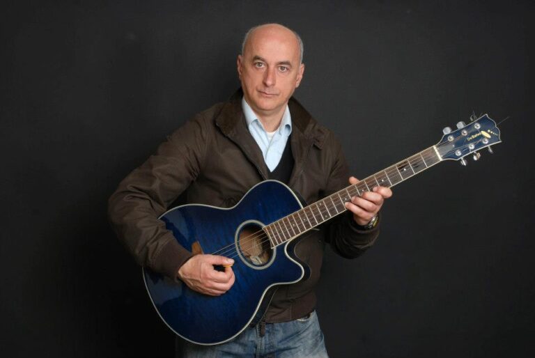 INTERVISTA – Domenico Bini: “sono un chitarrista heavy metal professionista!”