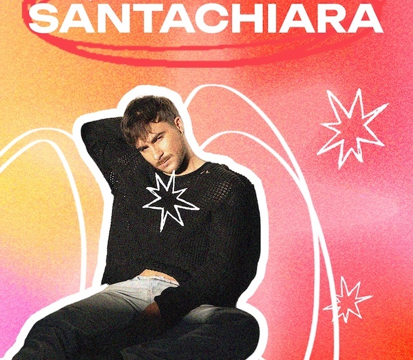 Santachiara porta “Minimarket” dal vivo sul palco dell’Auditorium Novecento di Napoli