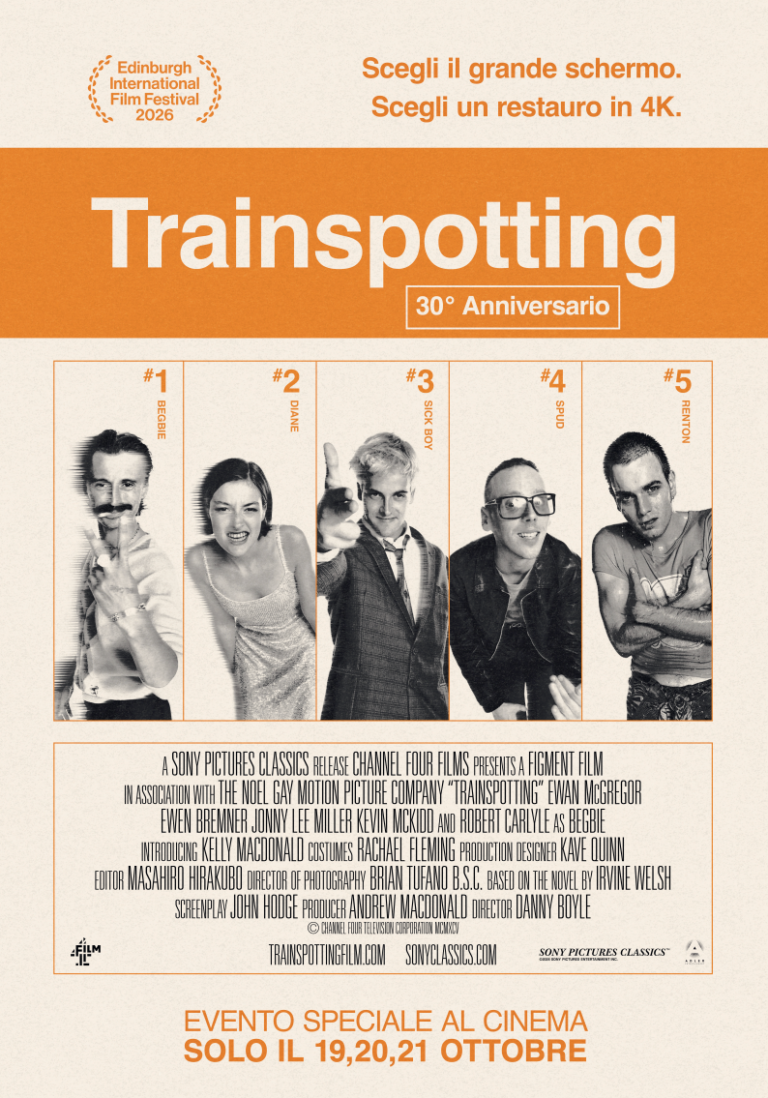Locandina ufficiale del film Trainspotting con i protagonisti in bianco e nero e testi arancioni, che annuncia il restauro in 4K e l'evento speciale al cinema.